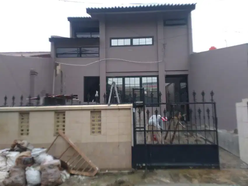 Dijual Segera Rumah strategis Bebas Banjir cocok untuk investasi