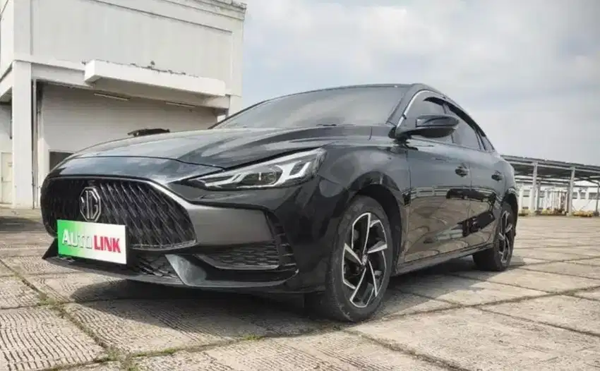 Dijual mobil Sedan morris garage MG GT 5 Ignite 2023 Automatic sunroof