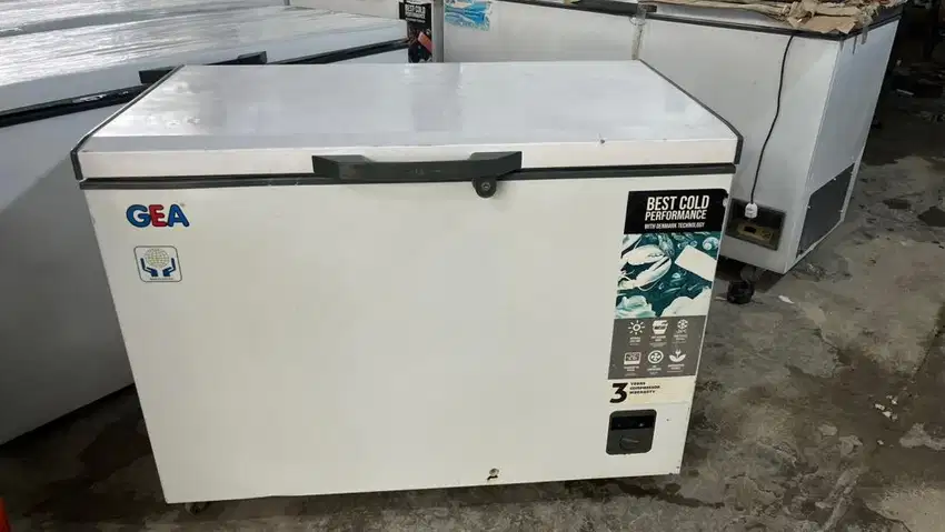 Freezer box Gea 330 Liter