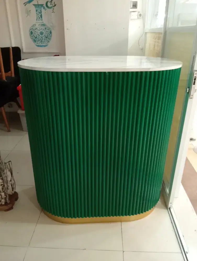 meja kasir astetik