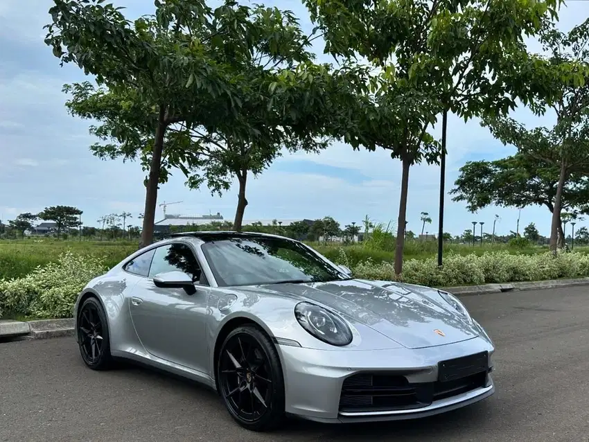 Brand New GT Silver! Porsche 911 Carrera 992.2 2025 GTS GT3 Vogue M8