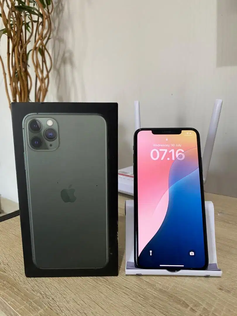 iPhone 11 Pro Max 256GB INTER Midnight Green
