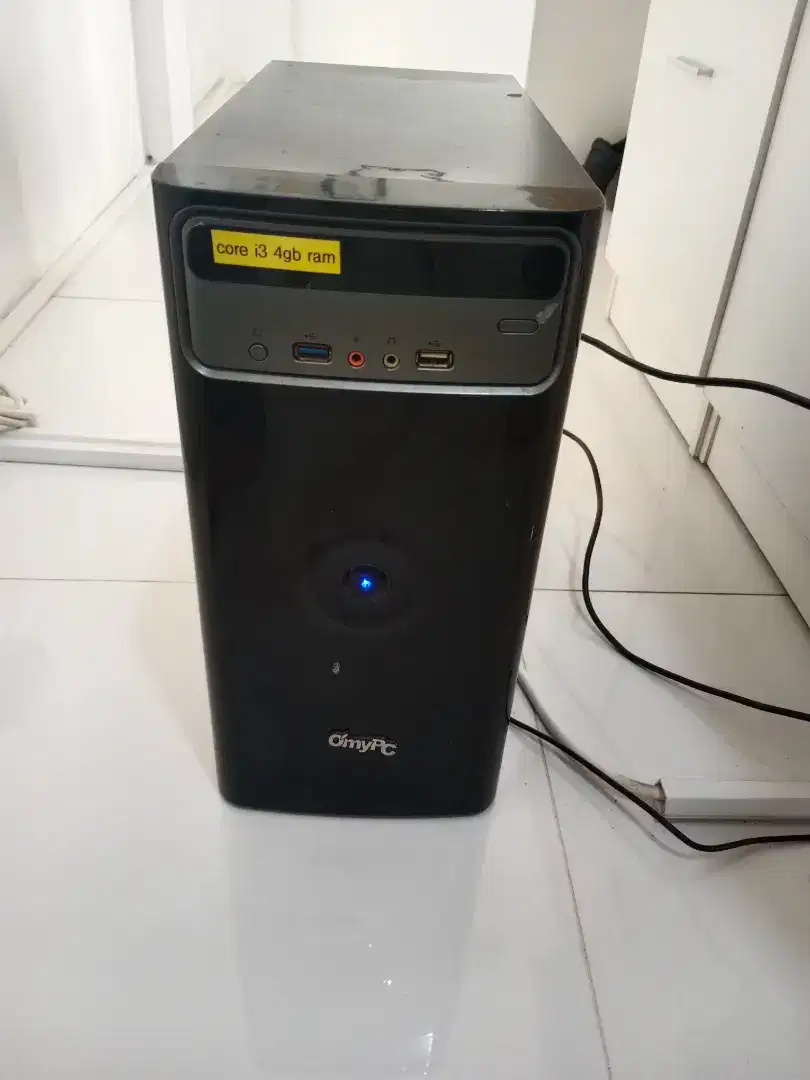 Komputer Core i3 Ram 4 GB SSD