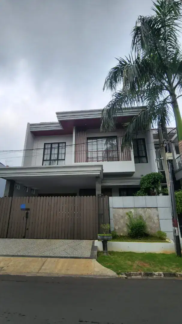 RUMAH di KEMANG PRATAMA 1, BEKASI