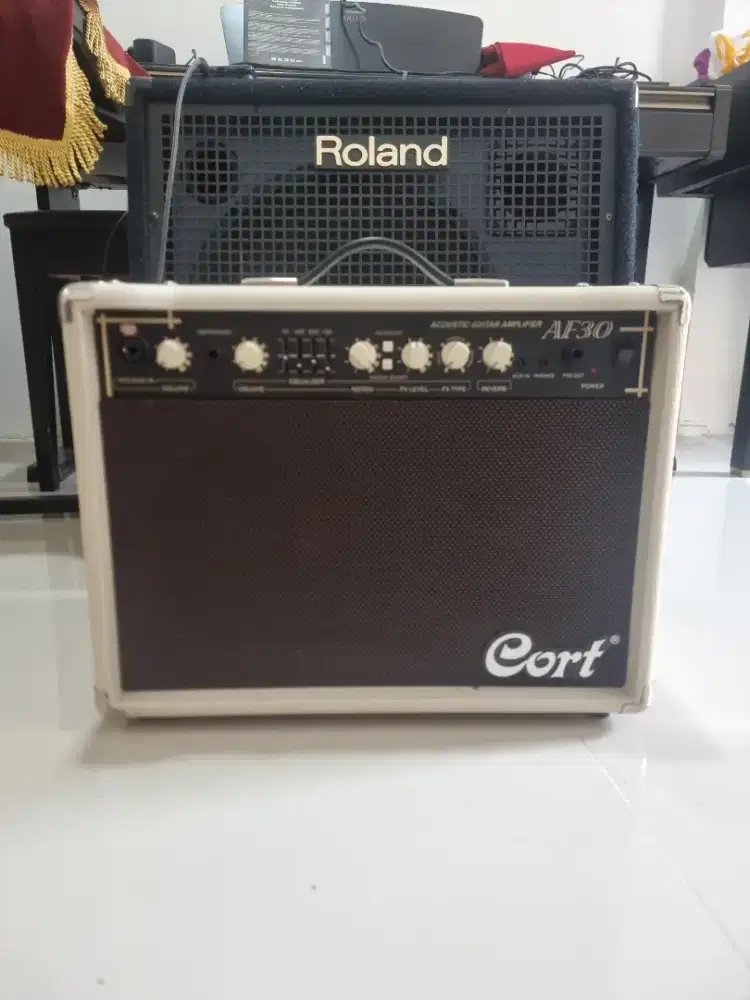 Amply gitar akustik cort af30