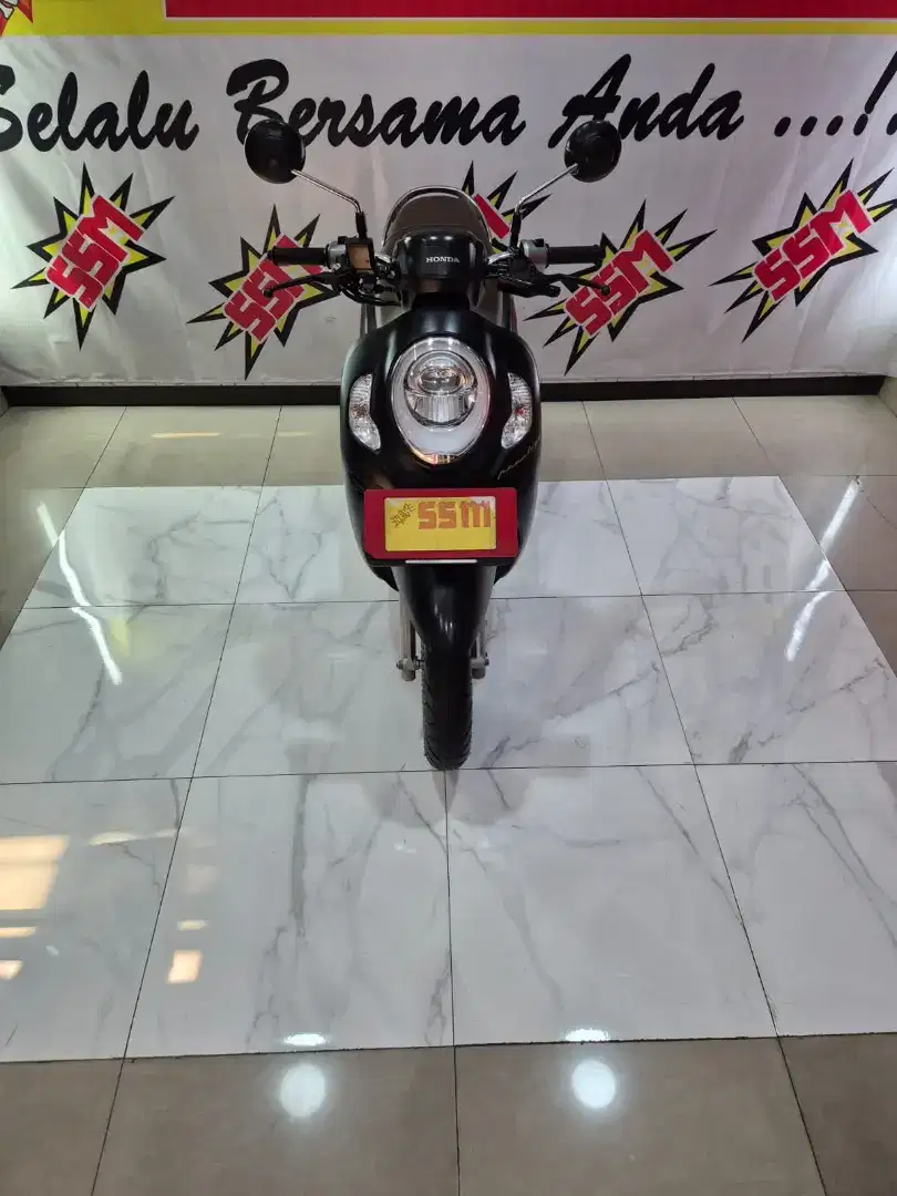 New scoopy Prestige doff hitam