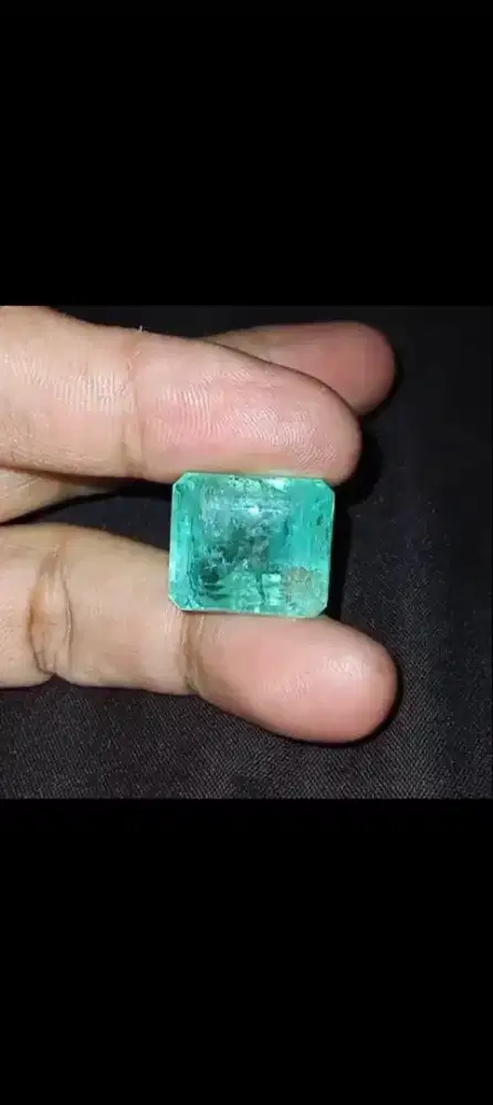 Emerald green CE Moderate 41, 47Crt Boss