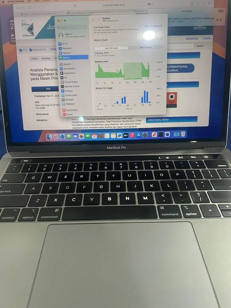 Macbook pro I7 2.8Ghz 8/256 2020 like M1
