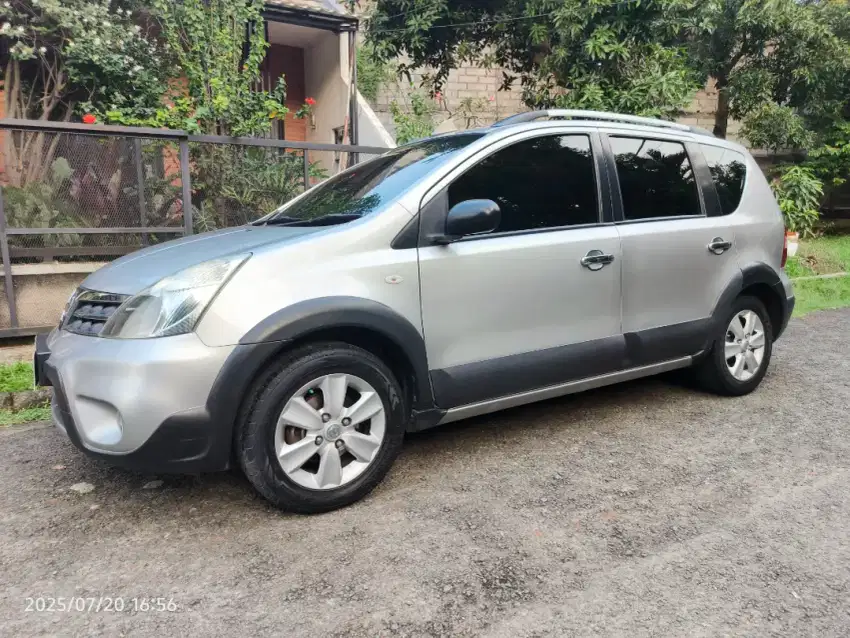 Nissan Livina X-Gear 2012 AT