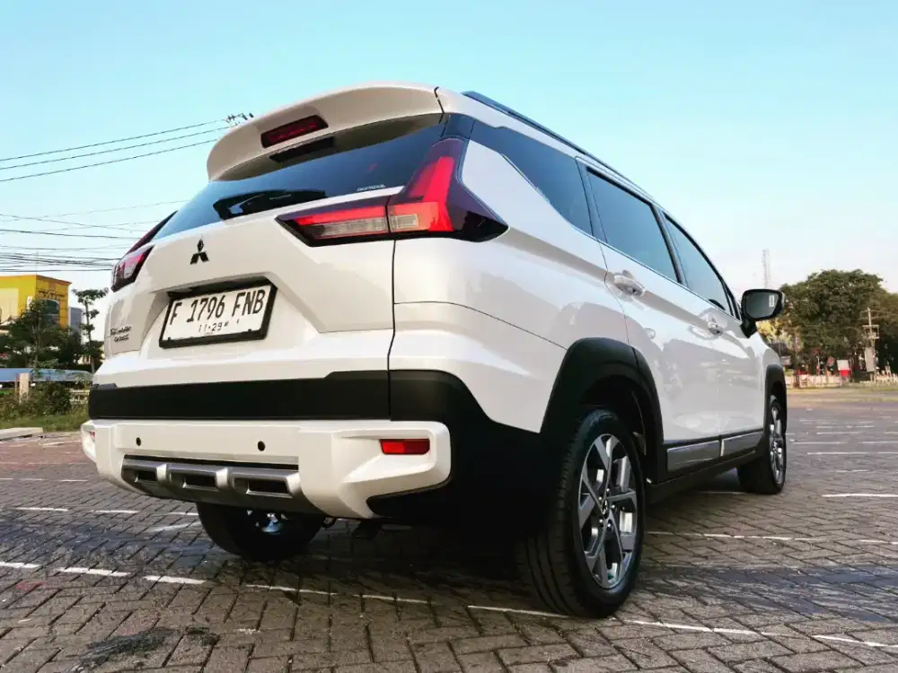 Xpander Cross Premium Facelift Putih Matic Orisinil