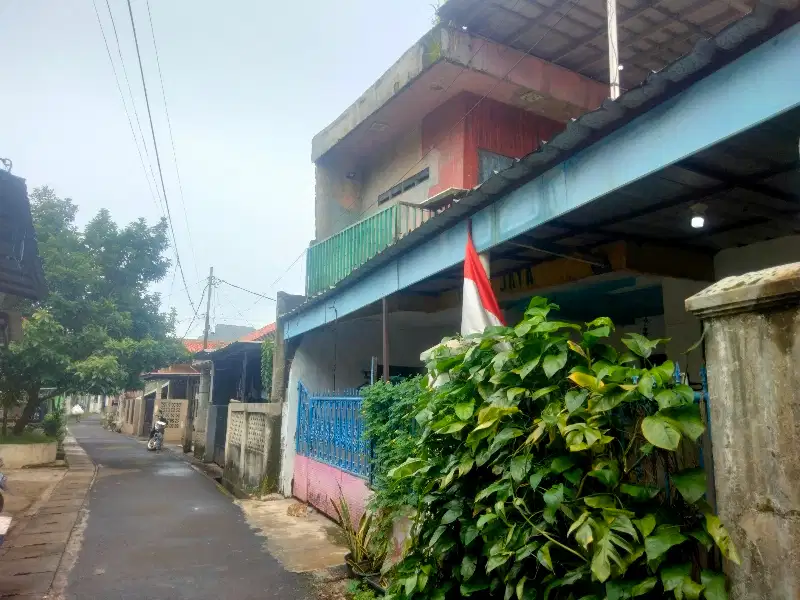 Jual Rumah Tingkat di Krukut jl swadaya depok