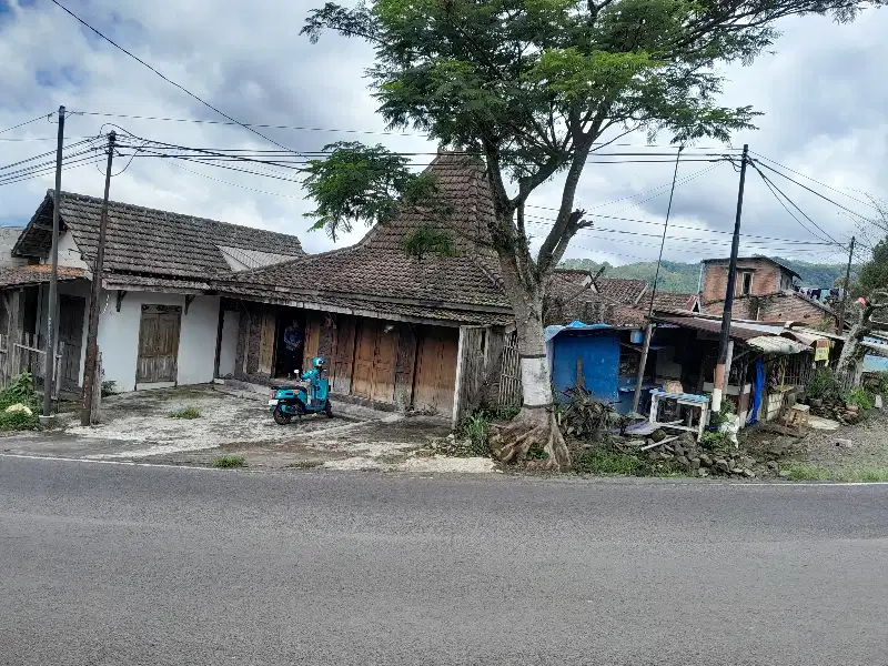 ruko poros jalan dkt selekta batu