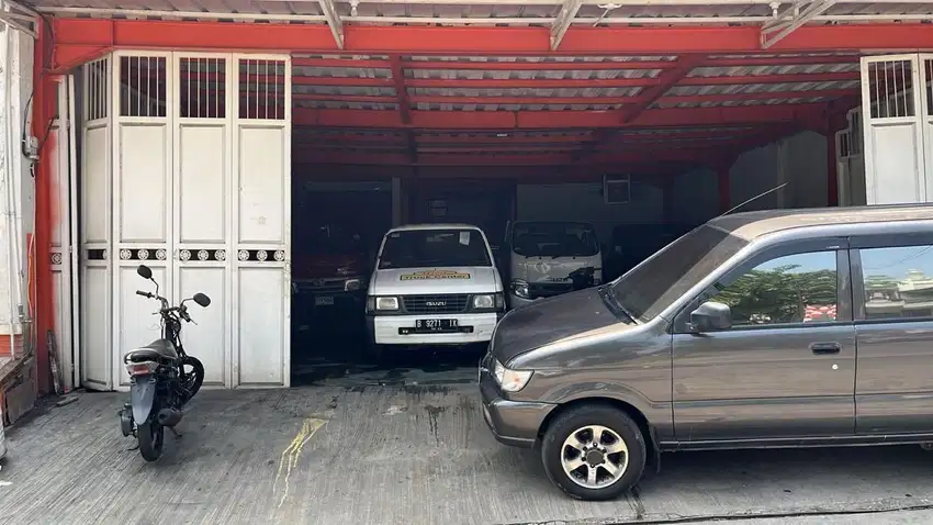 DIJUAL CEPAT ! SHOWROOM 2 LT SIAP HUNI DI RAWALUMBU BEKASI