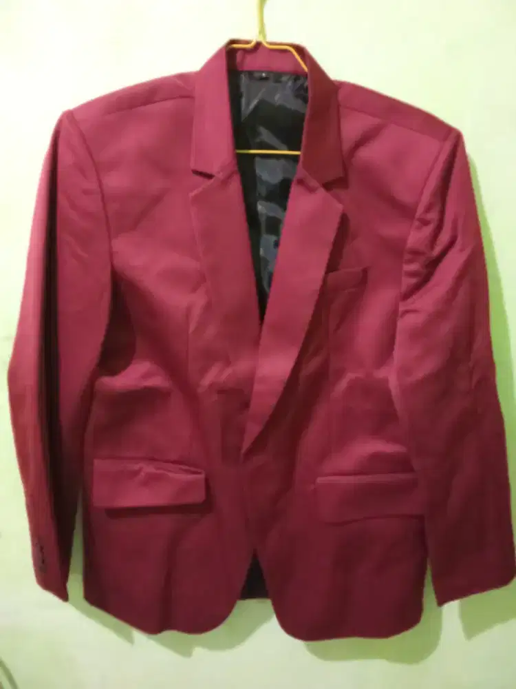 Jas/Blazer Merah Maroon