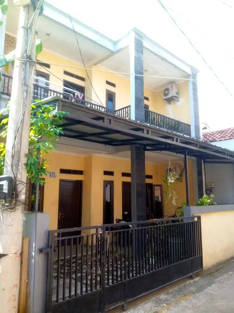 Jual Rumah Tingkat di Limo depok jl taba luas 72m2