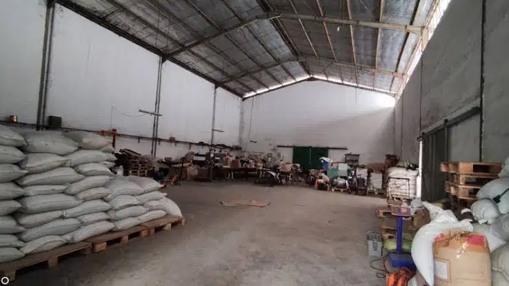 Jual gudang multiguna alam sutera posisi strategis