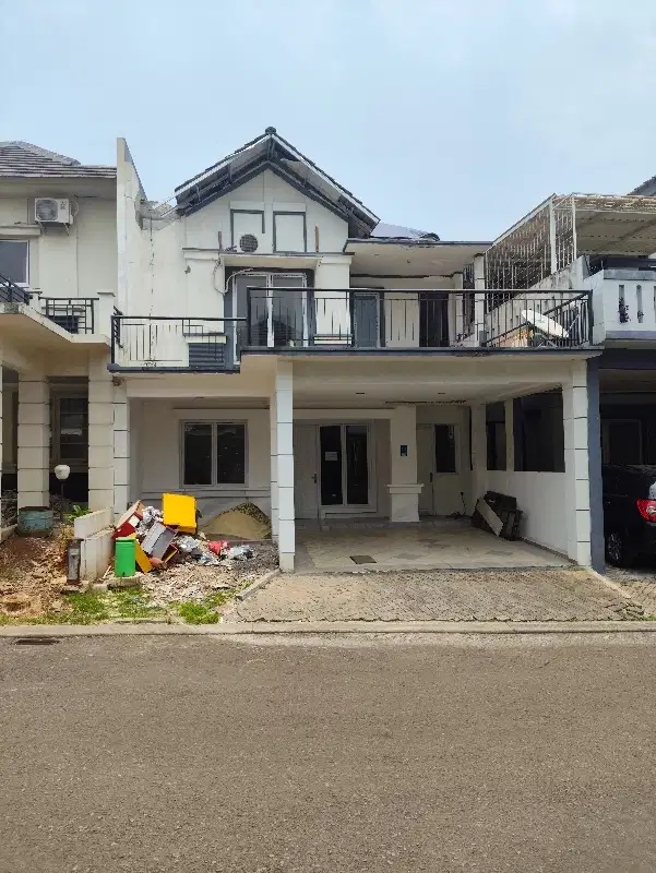 Di jual rmh kota wisata Full Renovasi 2 lantai Siap Huni