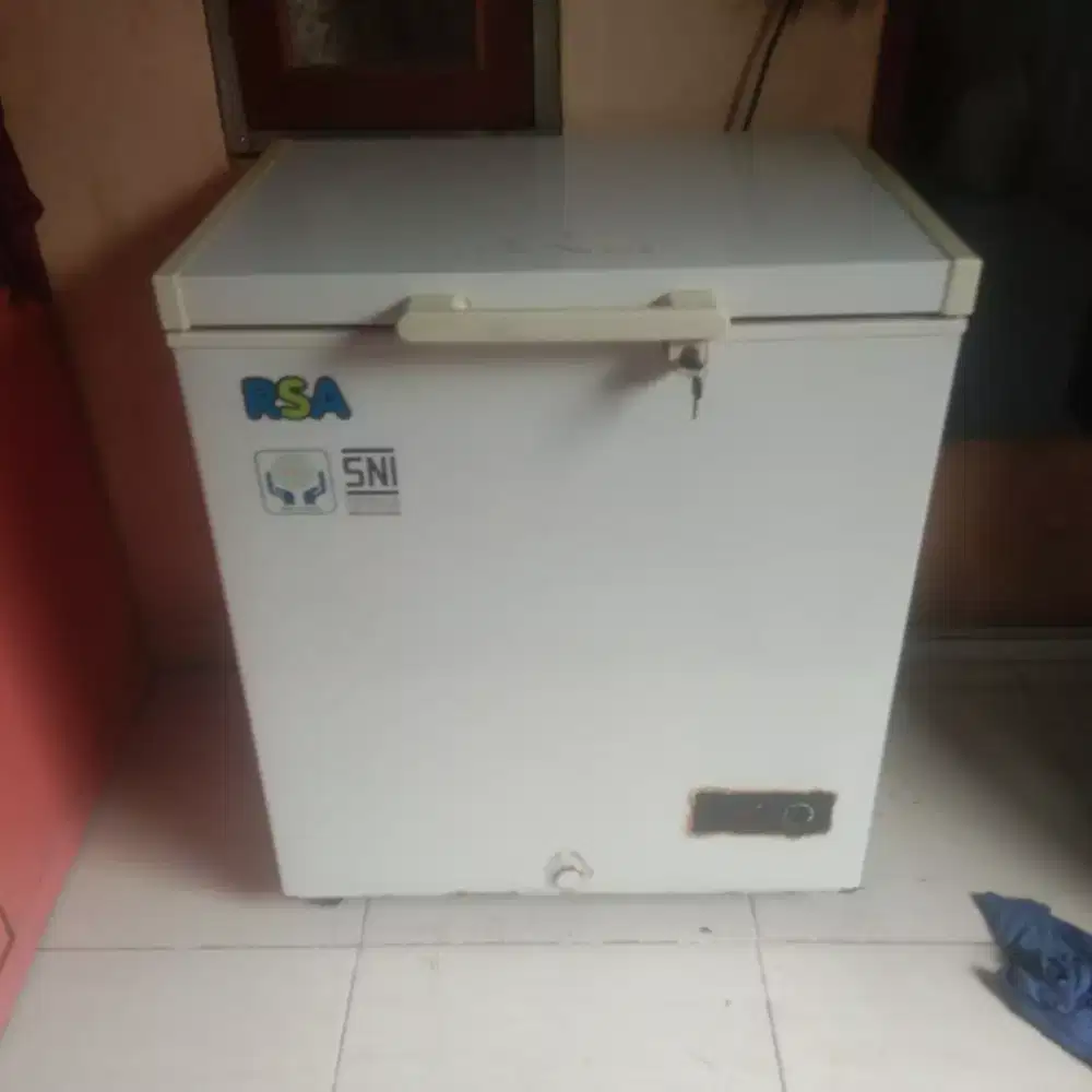 Menerima barang bekas seperti AC mesin cuci kulkas freezer box dll