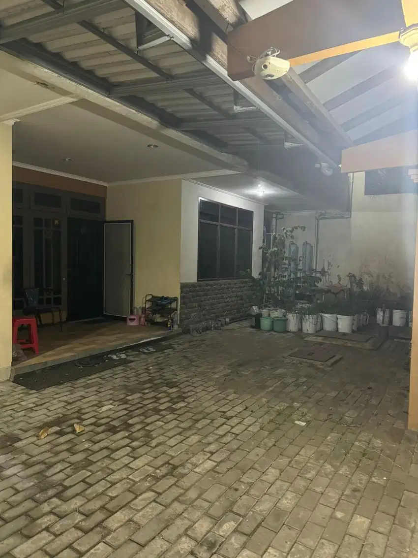 JUAL SEWA Rumah Nirwana Eksekutif Blok Favourite Jalan Lebar Dkt MERR