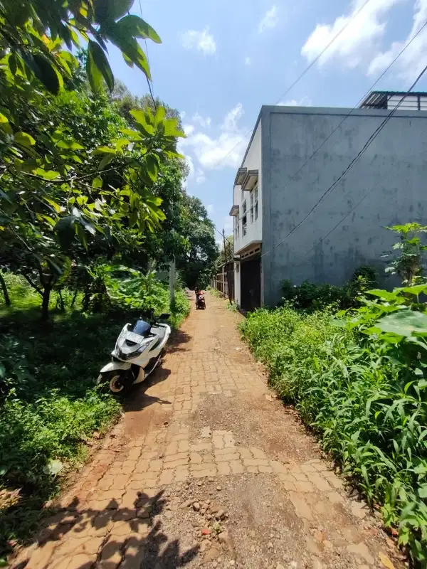TANAH STRATEGIS NEMPEL KAMPUS UNNES 