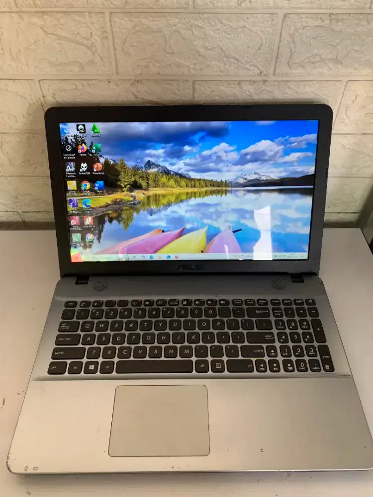 LAPTOP ASUS 15,6 INC SUDAH SSD MURAH