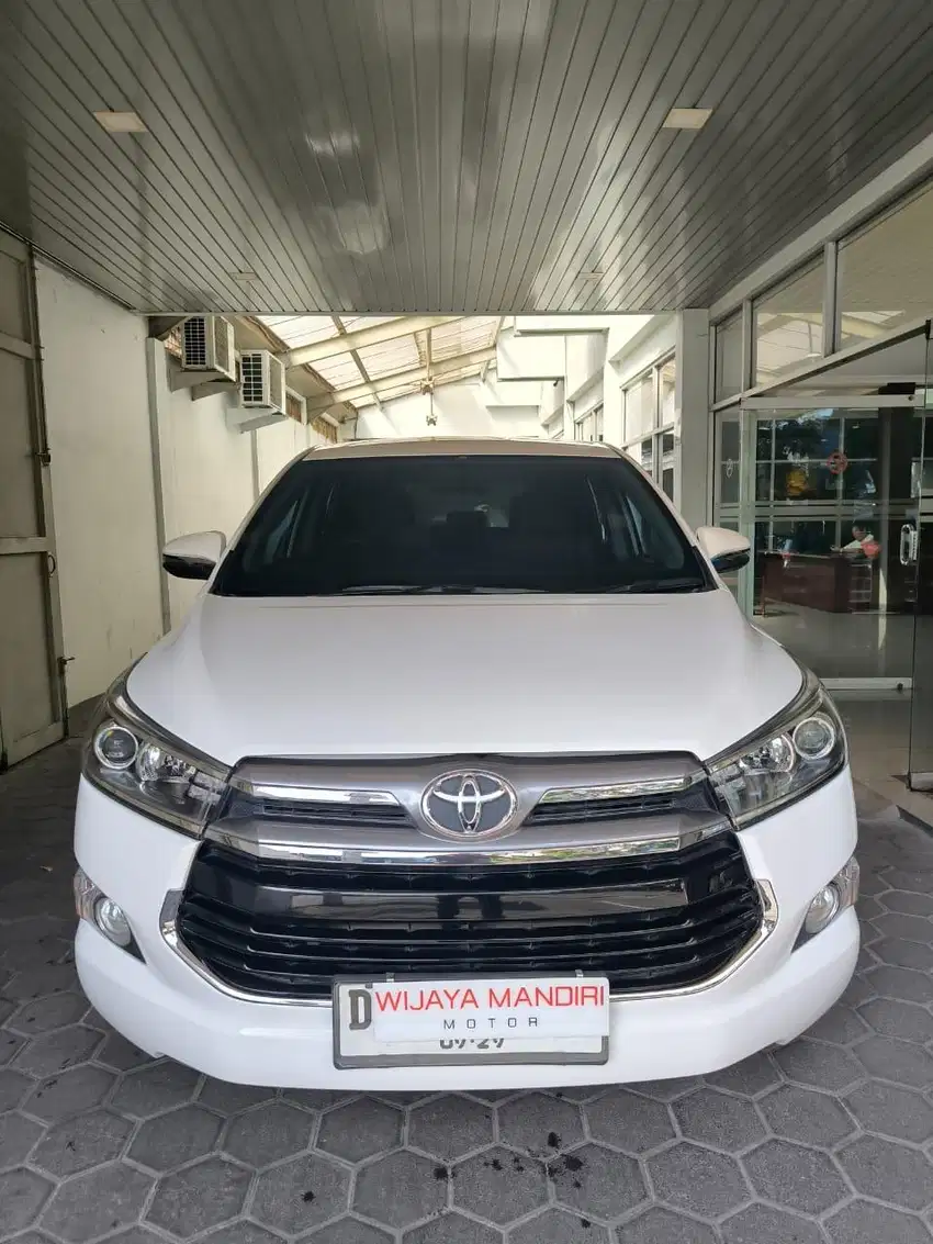 TOYOTA INNOVA 2.4 V A/T 2019