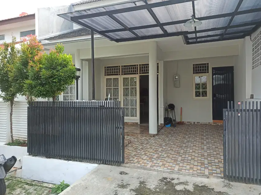 RUmah di kasuari Bintaro sektor 9 harga bagus