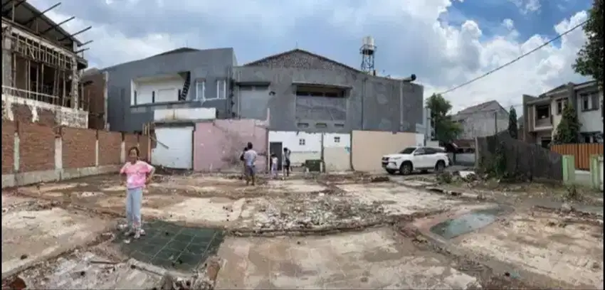 Tanah Matang Siap Bangun Dalam Komplek Salendro Area Turangga