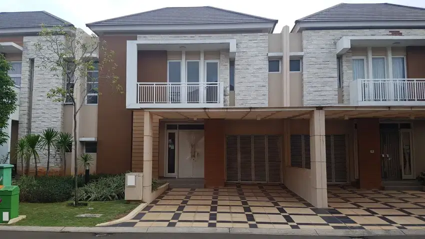 Rumah 2 Lantai Cluster Lotus Summarecon Bekasi Dijual