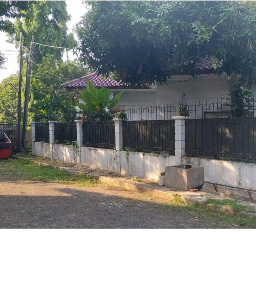 Jual Rumah Dalam Komplek Asri Hijau dan Nyaman  CIRENDUE