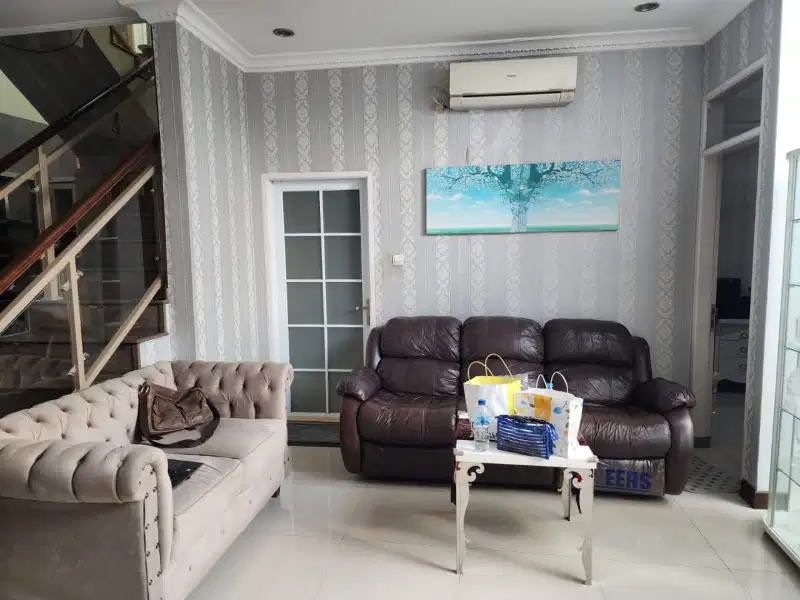 Rumah Minimalis Modern 2.5lt SHM di Antapani Bandung