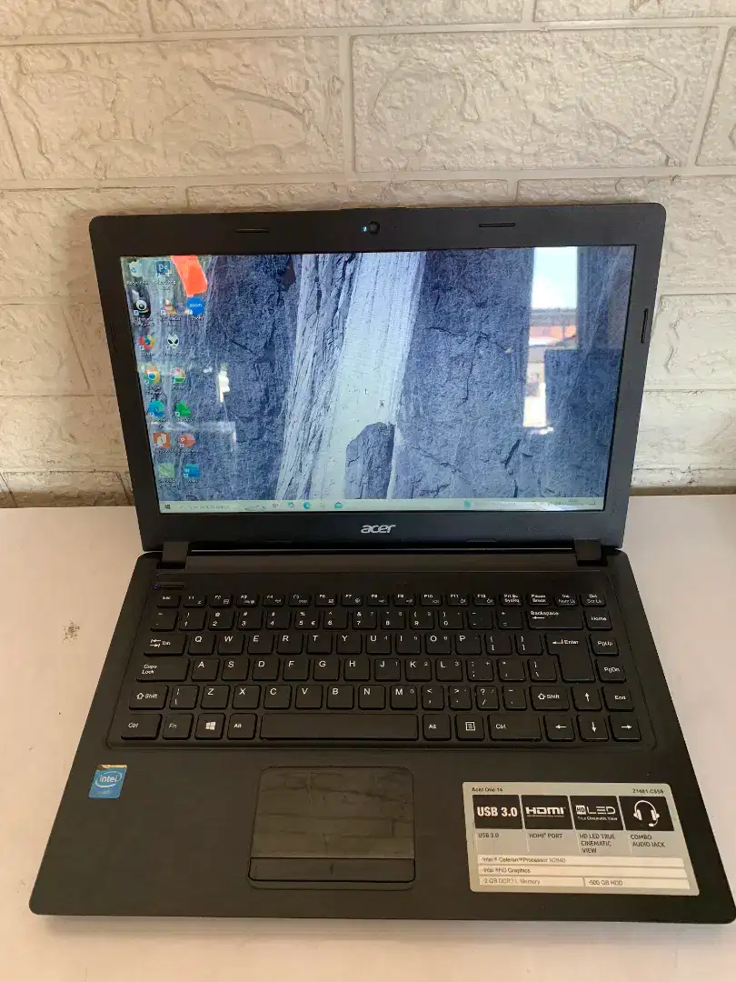 LAPTOP ACER SUDAH SSD SLIM MURAH MERIAH