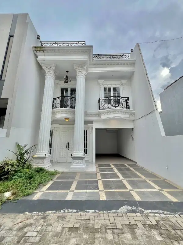 Jual Rumah Cluster pinggir jalan siap huni di Jagakarsa Jaksel