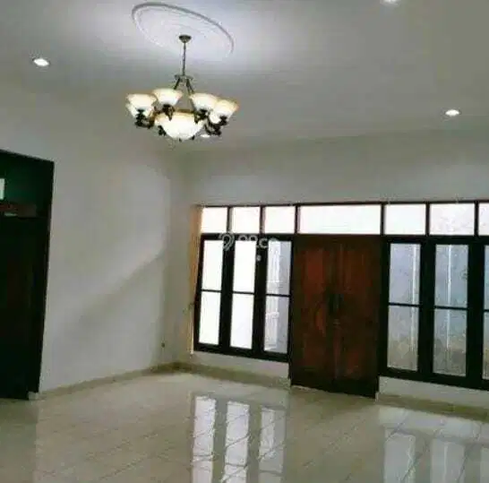 Disewa Rumah Dharmawangsa, Kebayoran Baru