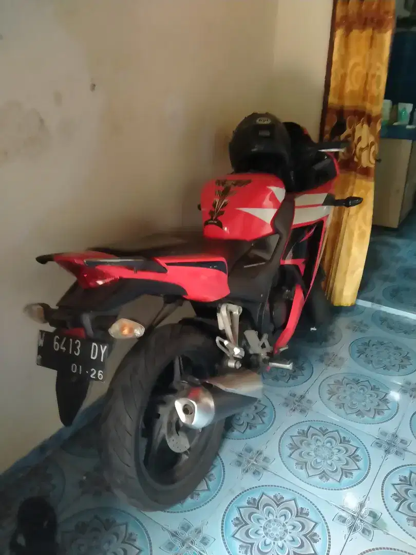 jual sepeda motor cbr 150 THN 2016