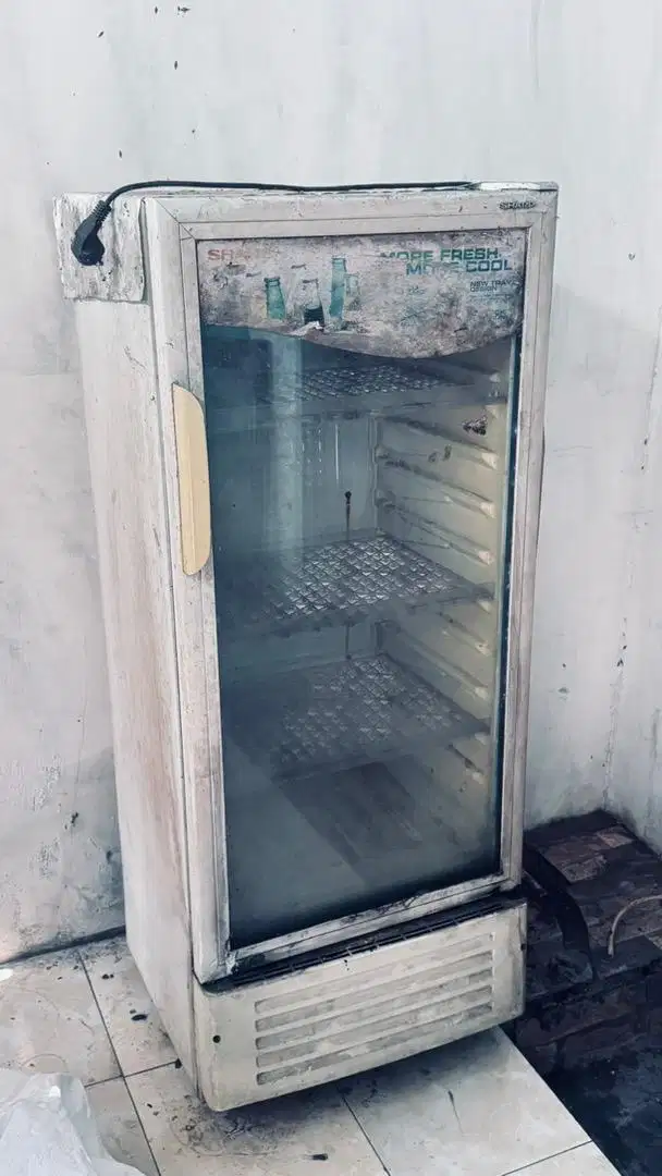 JUAL BEKAS KULKAS MINUMAN TOKO