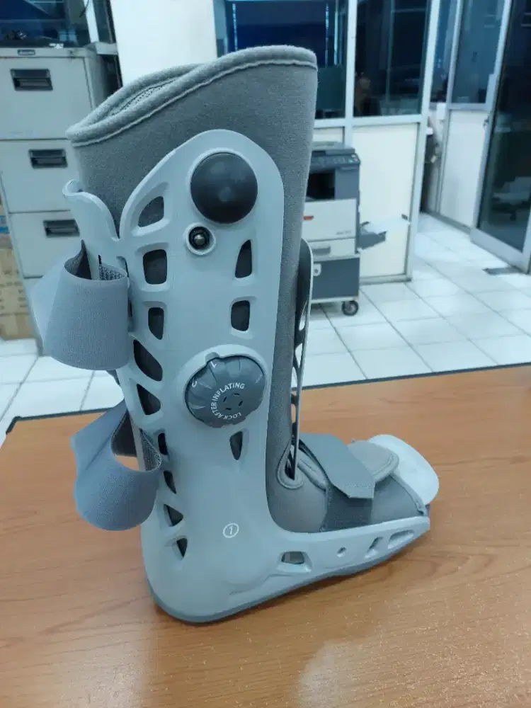 Aircast Walking Boot Alat Bantu Jalan