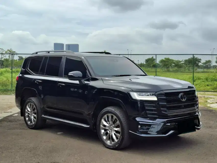 TOYOTA LAND CRUISER 3.3 VXR AT 2022