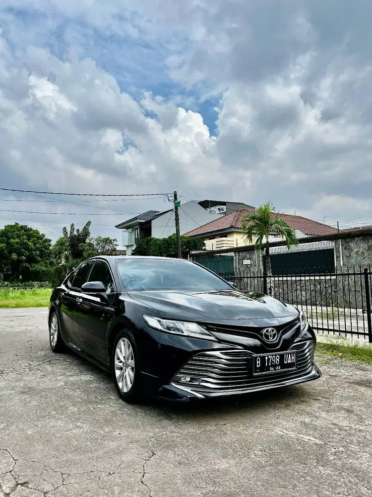 Toyota Camry V 2.5 AT - Cash 300 JT NEGO