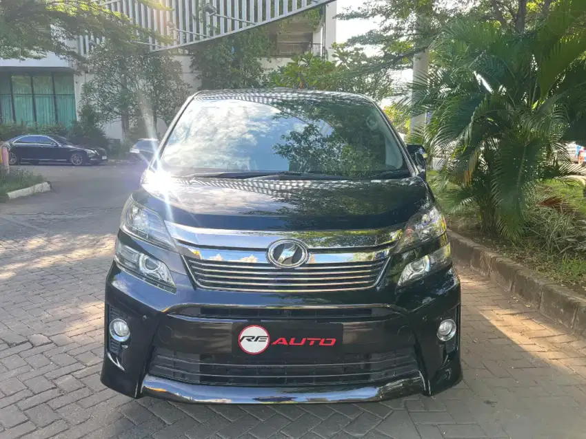 TOYOTA Vellfire ZG Aless 2.4L 2014