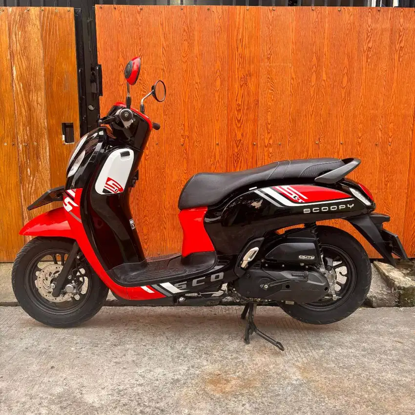 SCOOPY SPORTY 2023 MULUS HARGA CASH BISA NEGO CREDIT DP 500 RB