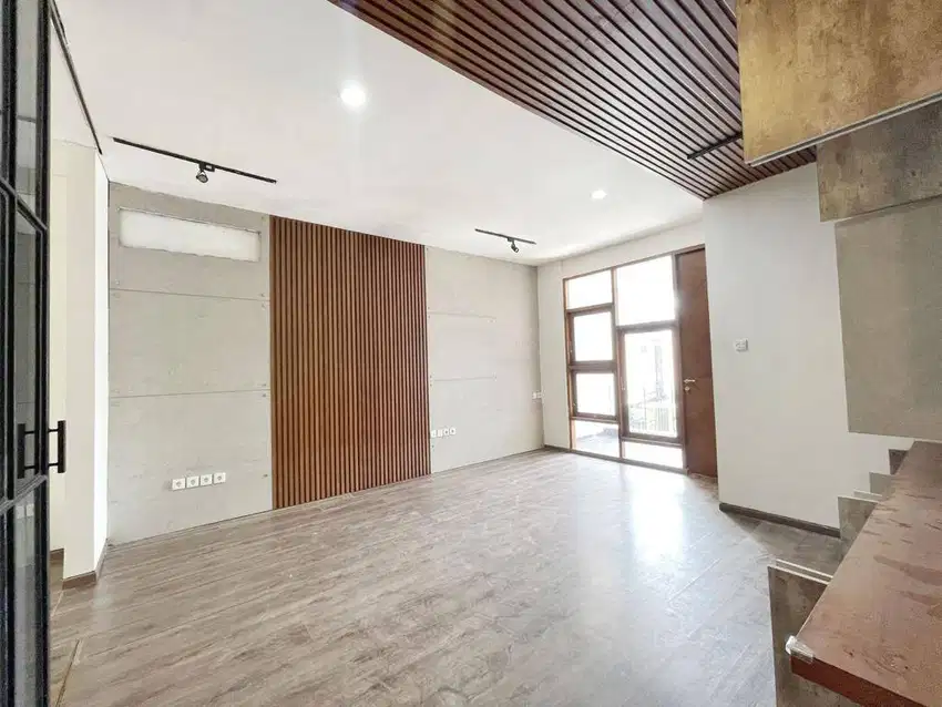 HOT SALE!!!RUMAH SIAP HUNI DI DISCOVERY BINTARO JAYA