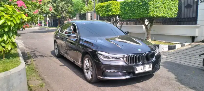 BMW 730Li 2017 km 20rb asliiii ciamsooo