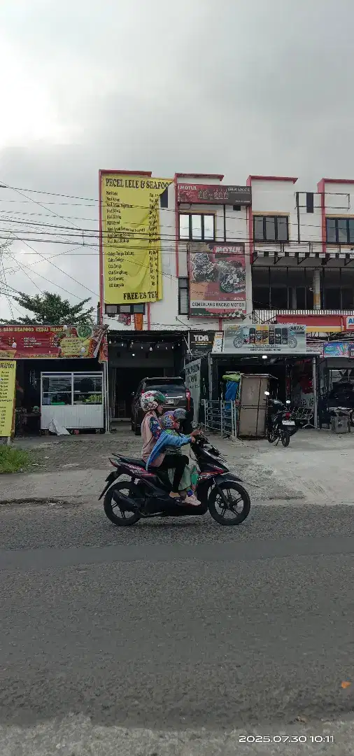Disewakan ruko + gudang abusamah