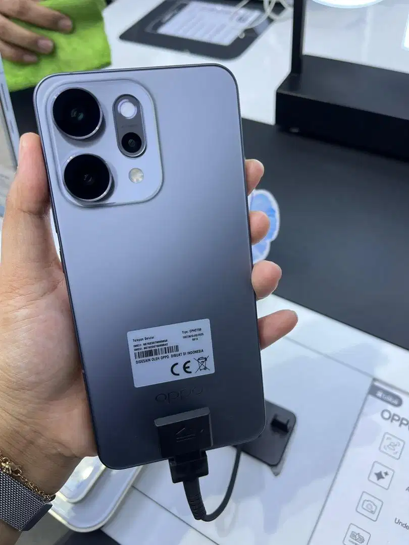 Segampang itu cicilan Oppo Reno14 pro 5G bebas 2x angsuran