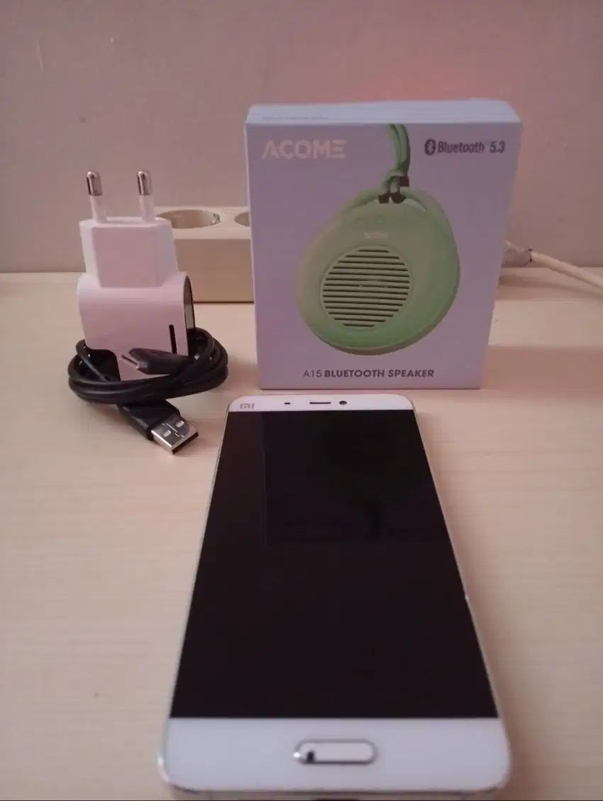 Xiaomi Mi 5 4/64Gb
