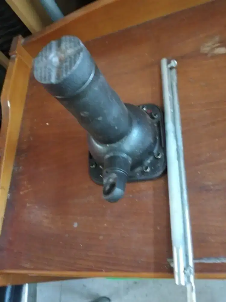 Dongkrak mobil bekas murah