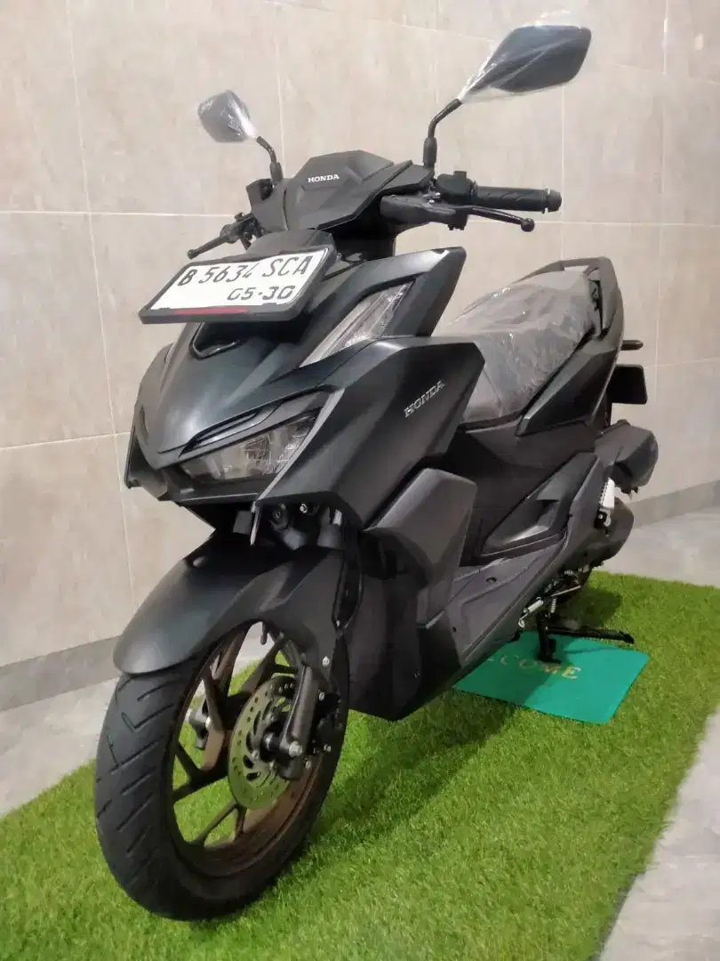 Honda Vario 160 CBS Keyless Tahun 2025 Bulan 5 Seperti Baru