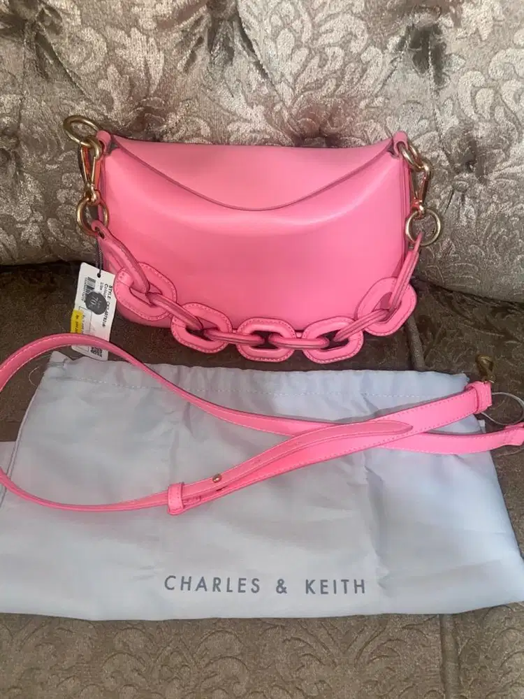 DIJUAL TAS CHARLES & KEITH 100% ORI BELUM PERNAH DIPAKAI