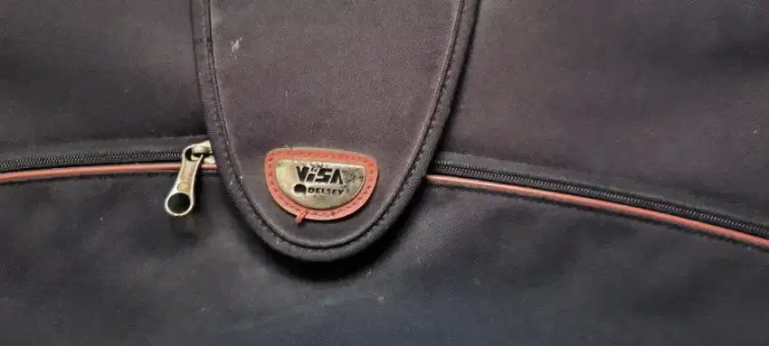 Tas koper visa delsey masih bagus
